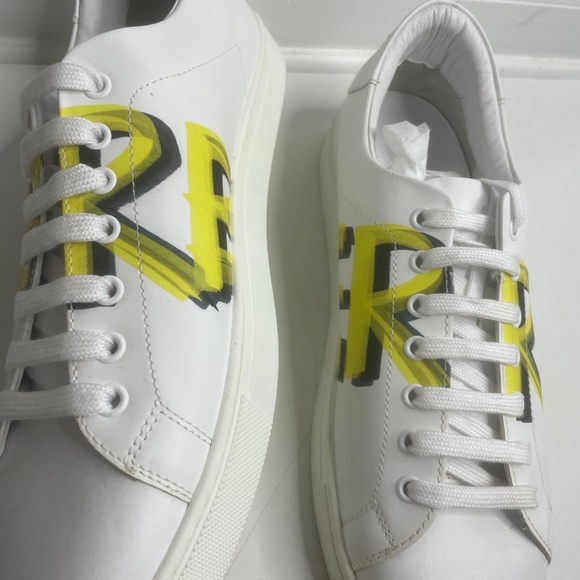 Burberry White Yellow Graffiti Logo Sneakers Italy Size 43 ITLE0SH074CAS - Picture 7 of 13